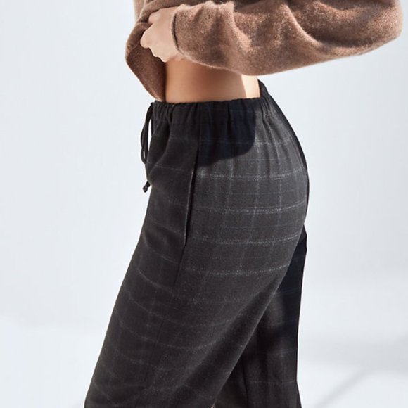 The Group by Babaton Jimmy Pant - Picture 4 of 5